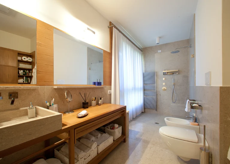 Bagno di una villa privata