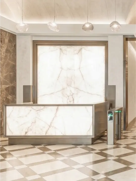 5th avenue lobby grolla biancone fossil grey honed intarsio (4)