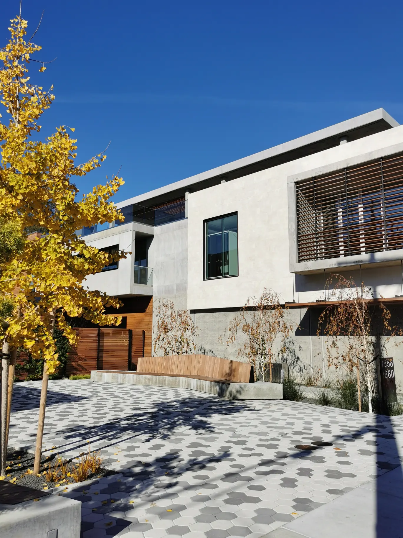 650 Live Oak LA beige sandblasted (6)