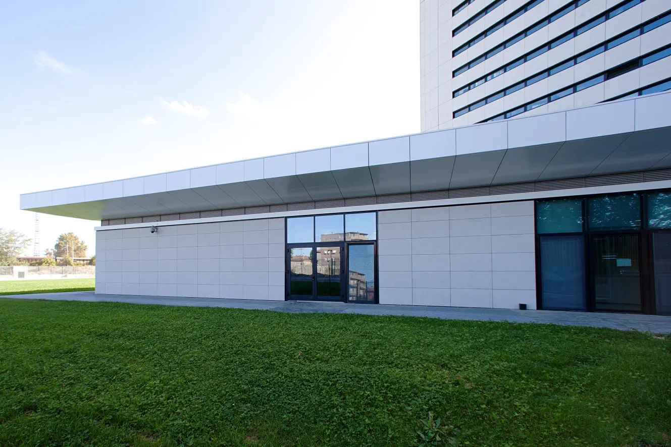 Efsa-headquarters grigio olivo sandbasletd (2)