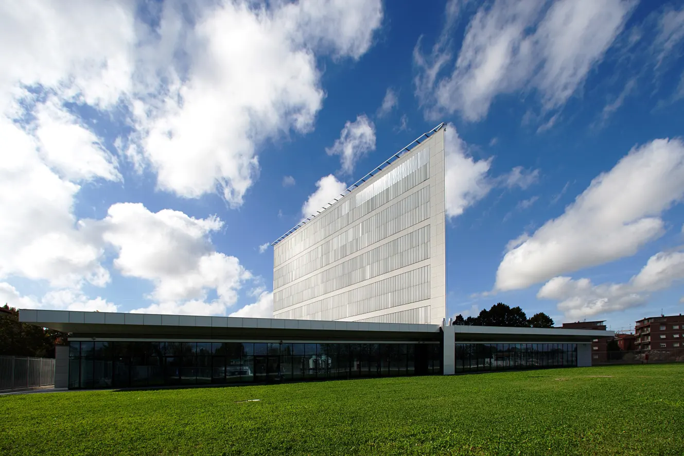 Efsa-headquarters grigio olivo sandbasletd (5)