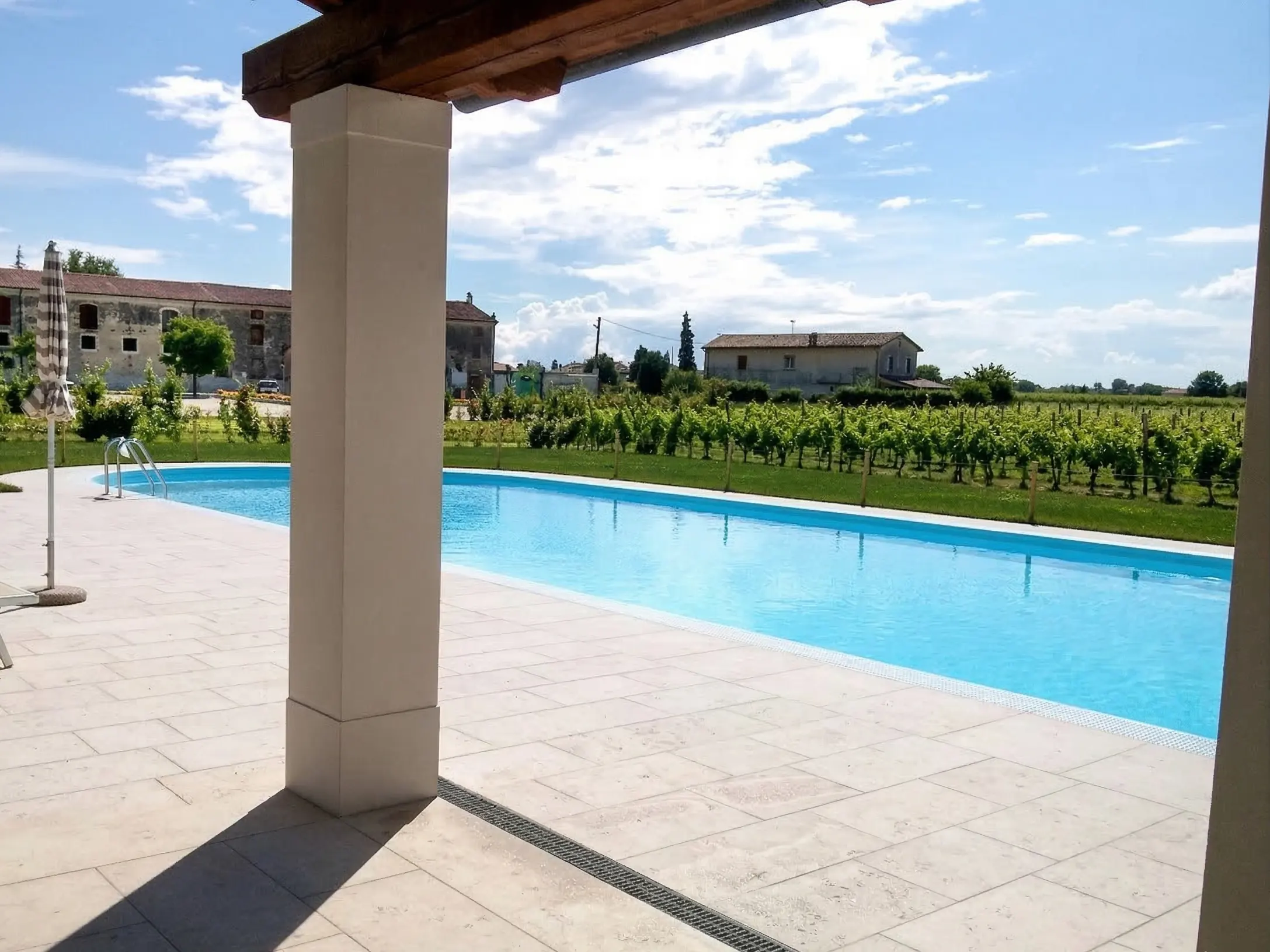 Grolla Flamed pool italy (2)