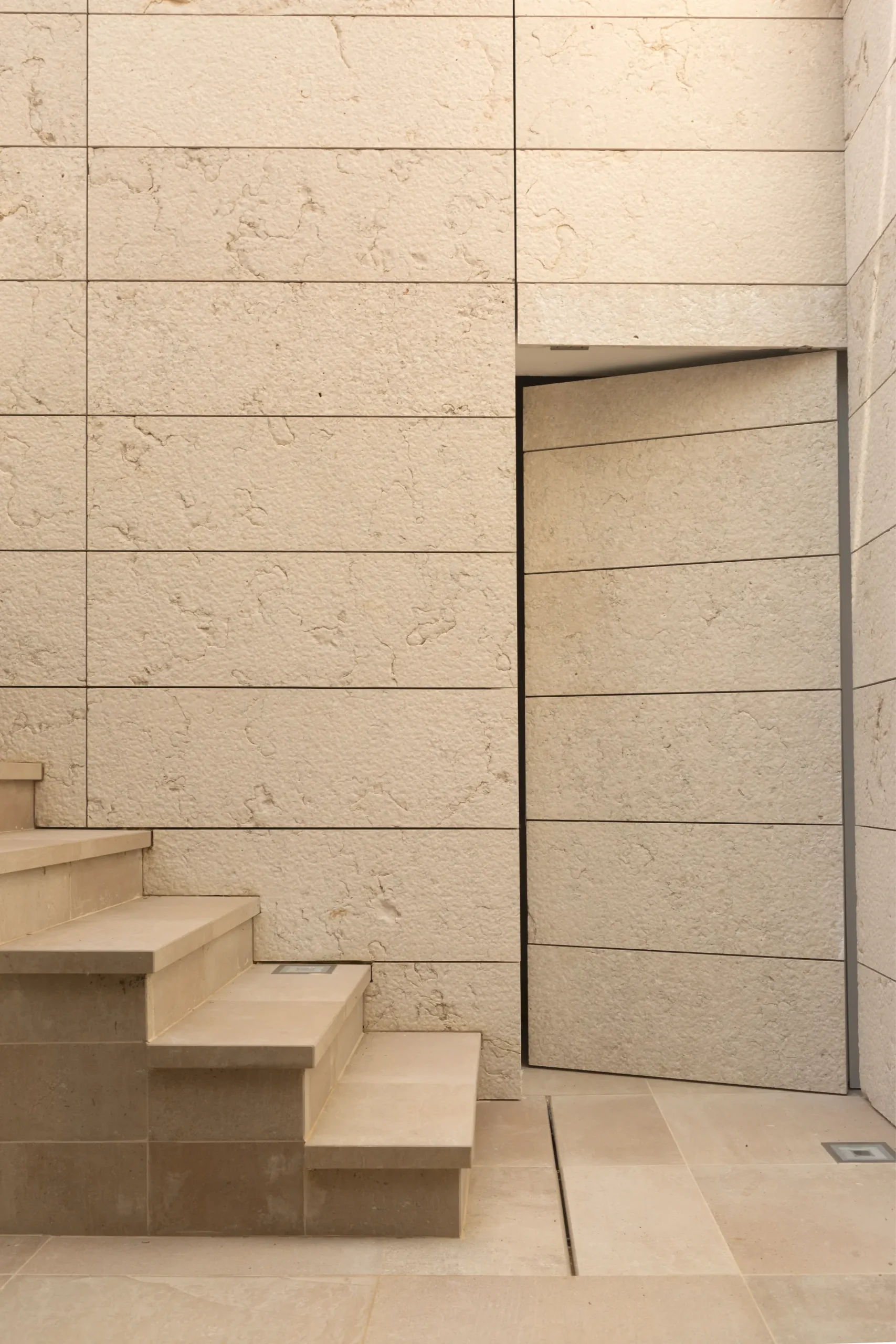 ML Malta facade grolla rock finish (3)