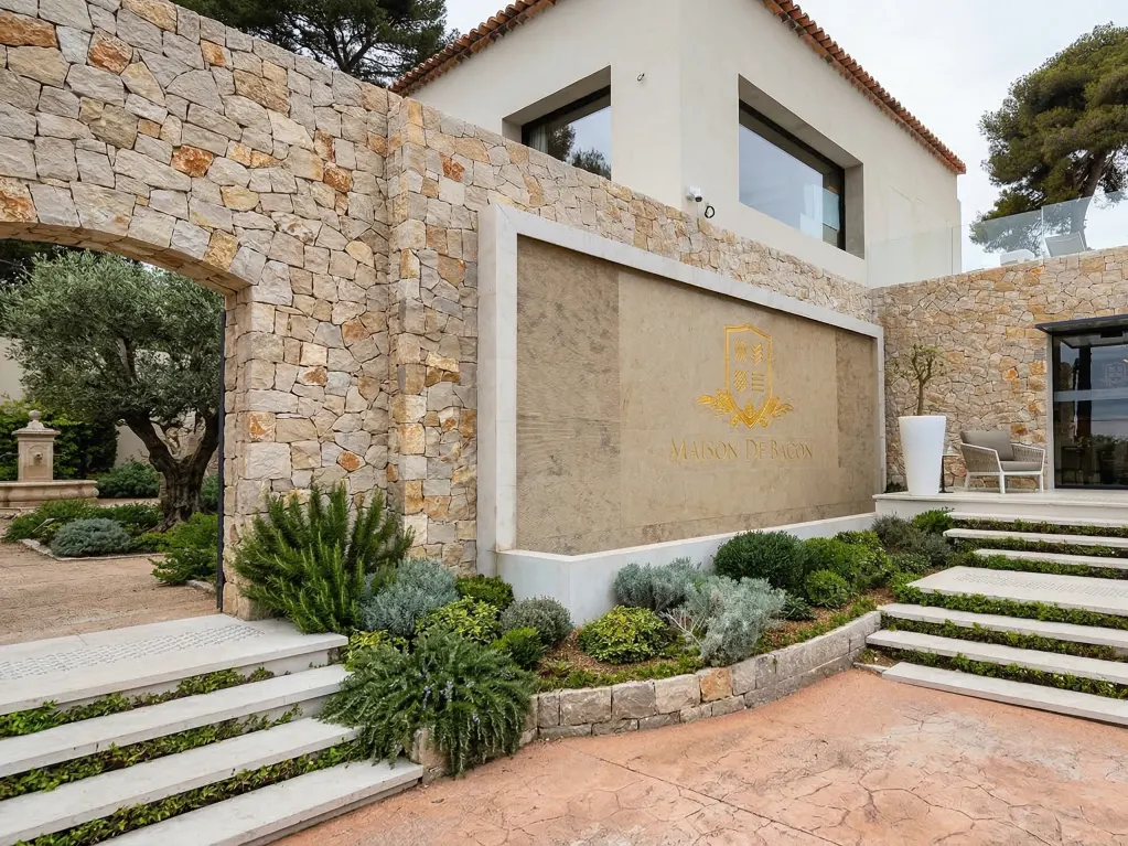 Maison de Bacon 1 - Antibes grolla rosato rigato rock e grolla rosato levigato
