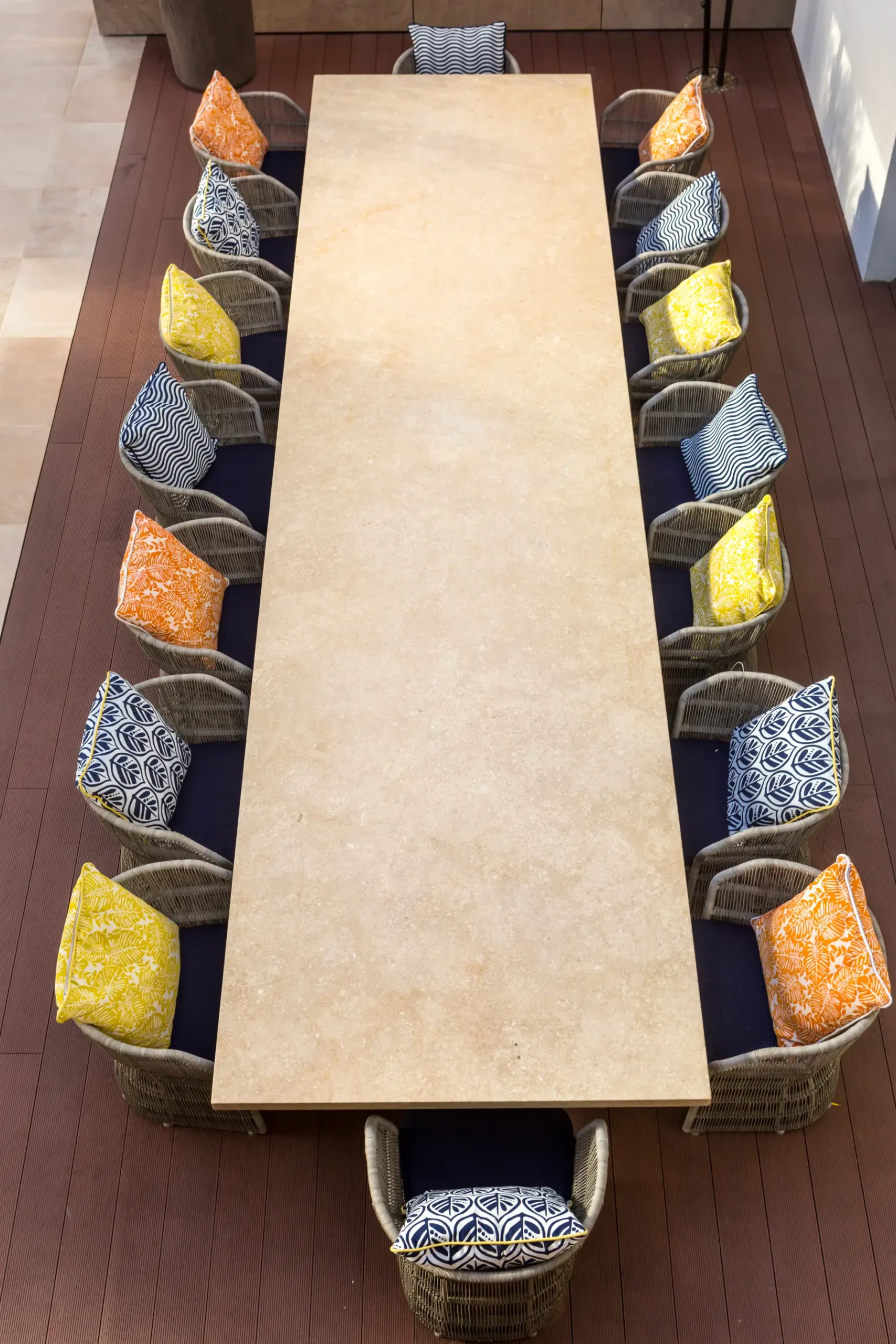 Malta Table Grolla honed (8)