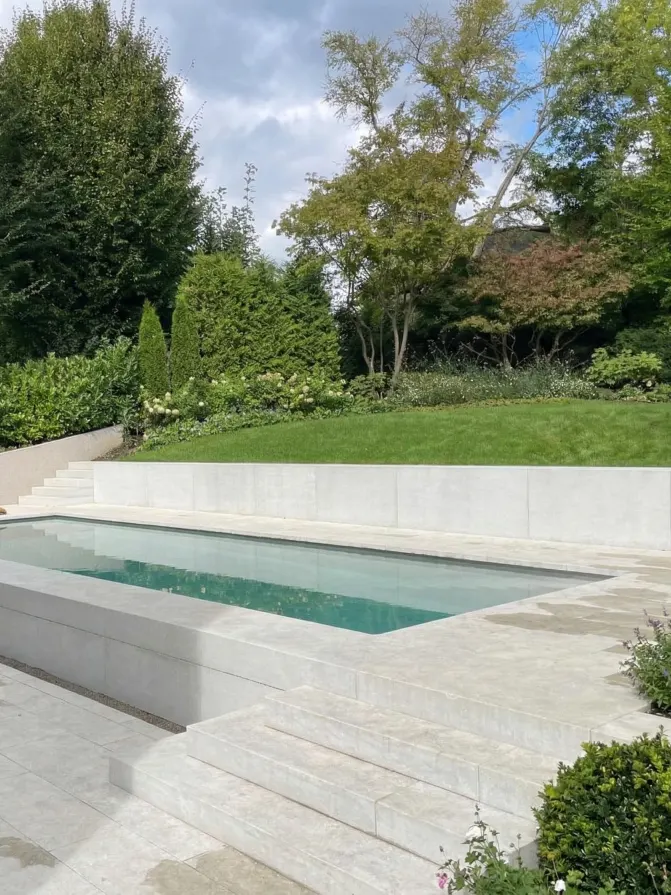 Olivo flamed pool residential 2