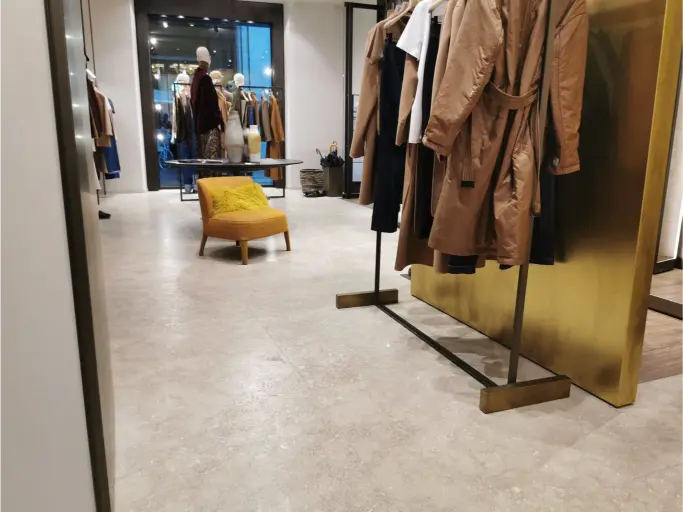 Retail Store Olivo Ondulato (12)