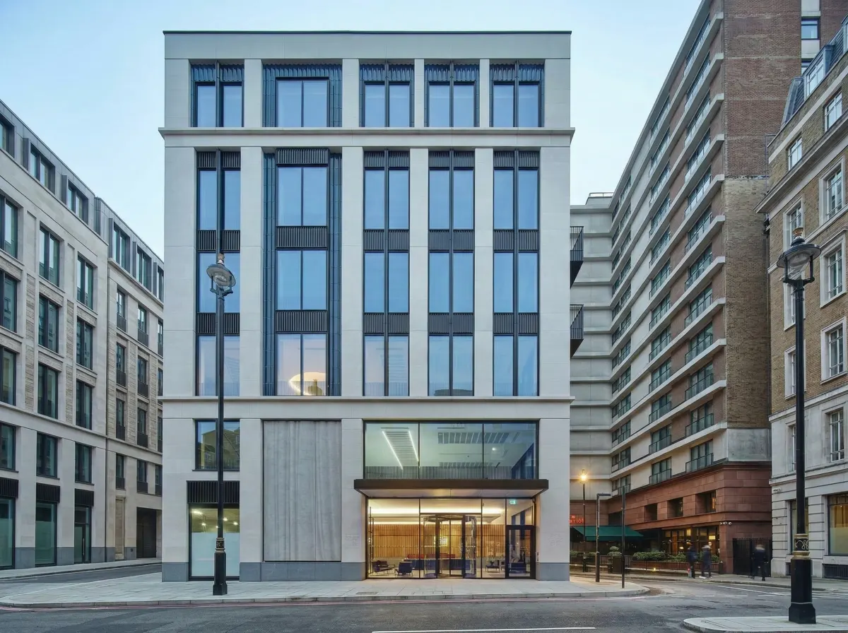 Special Pieces facade london (1)