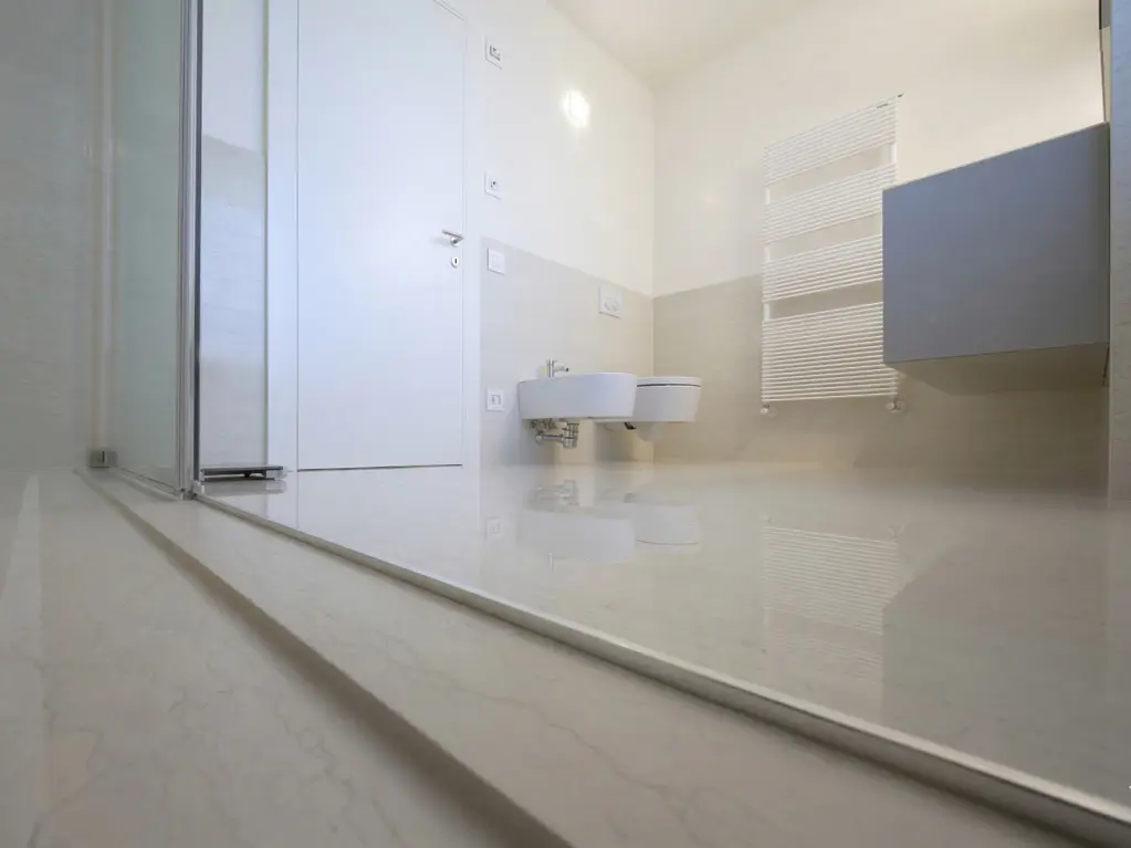 bagno biancone honed (2)