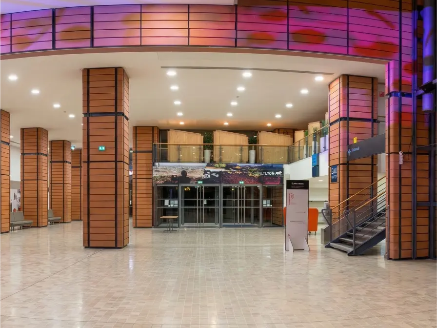 cite international lyon grolla rosato honed (2)