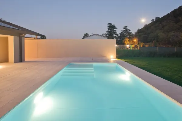 villa Mide pool grolla sandblasted (3)