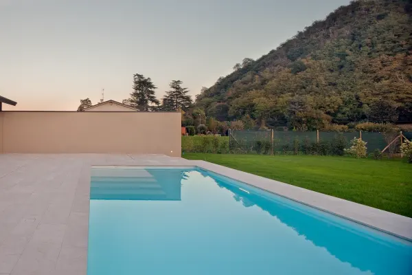 villa Mide pool grolla sandblasted (7)